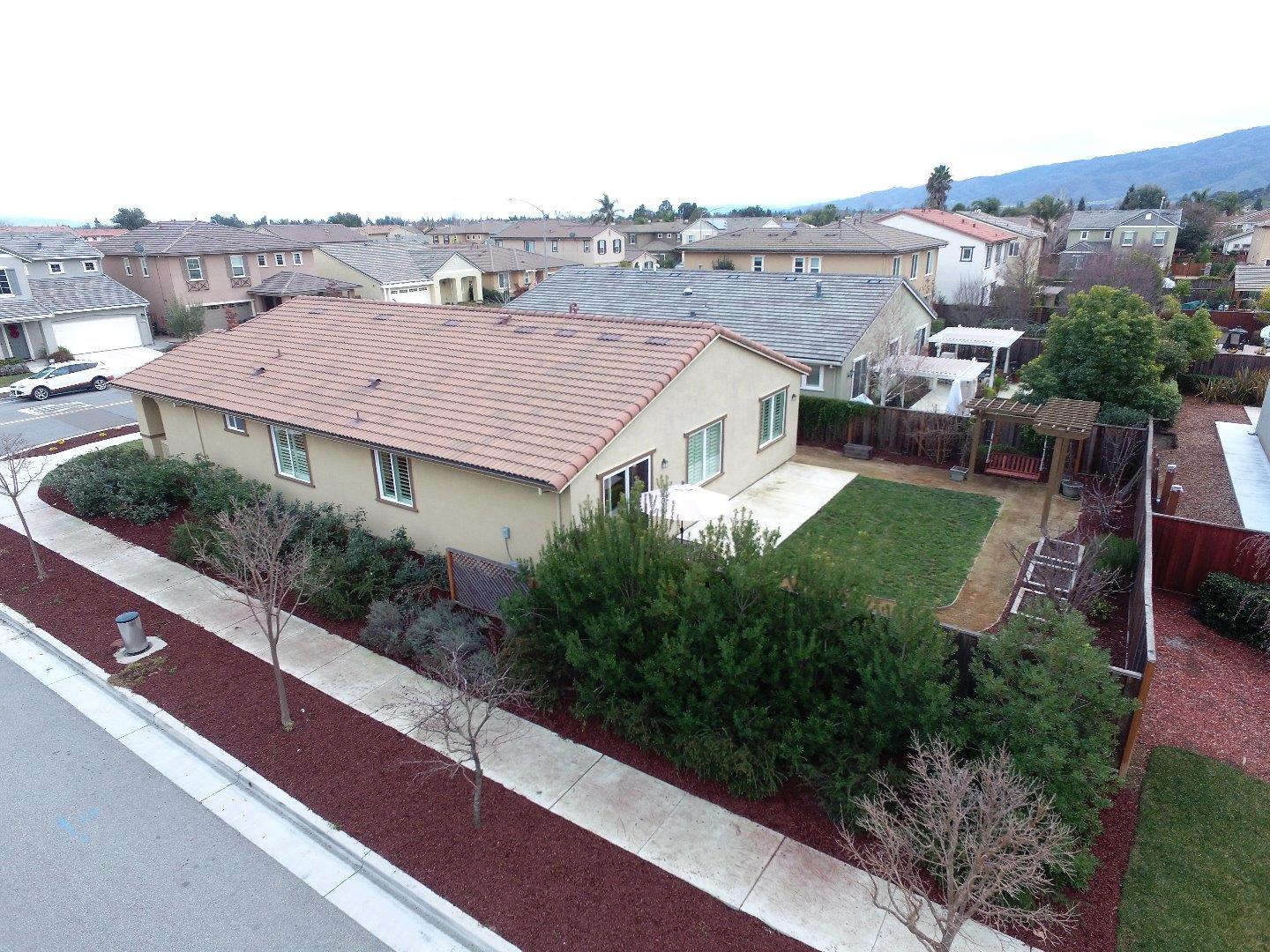 9541 Rodeo Drive Gilroy, CA 95020 - Photo 26 of 30 Gallery Image 26