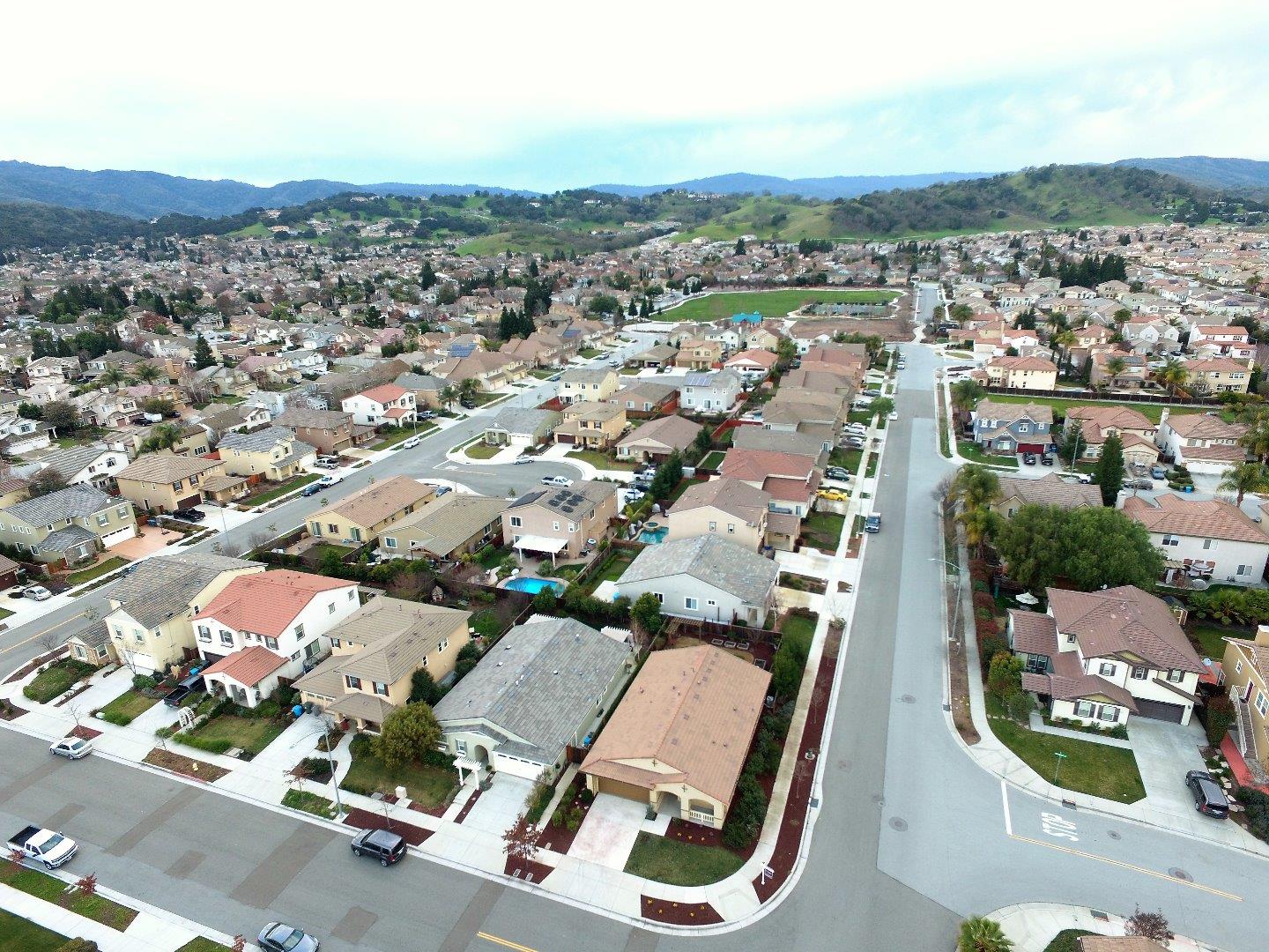 9541 Rodeo Drive Gilroy, CA 95020 - Photo 28 of 30 Gallery Image 28