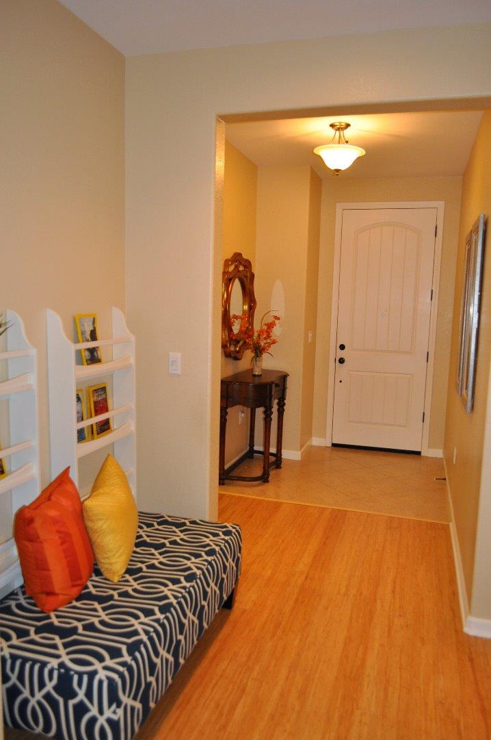 9541 Rodeo Drive Gilroy, CA 95020 - Photo 4 of 30 Gallery Image 4