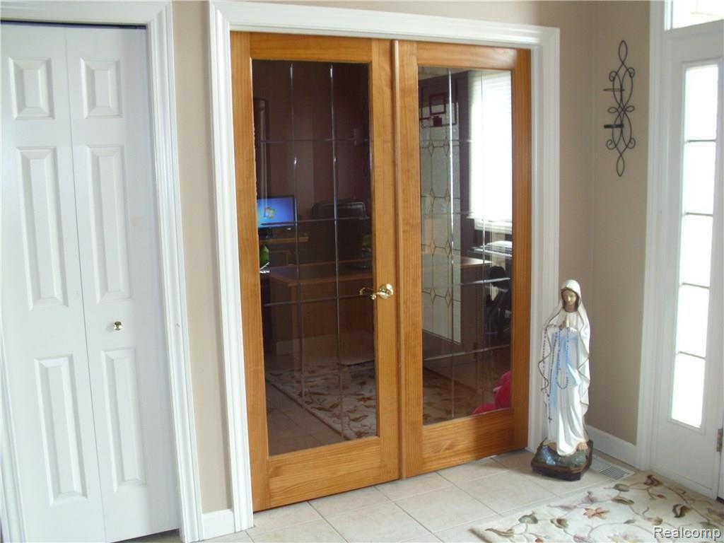 3303 Hazelton Avenue Rochester, MI 48307 - Photo 10 of 53 DSCI5632.JPG