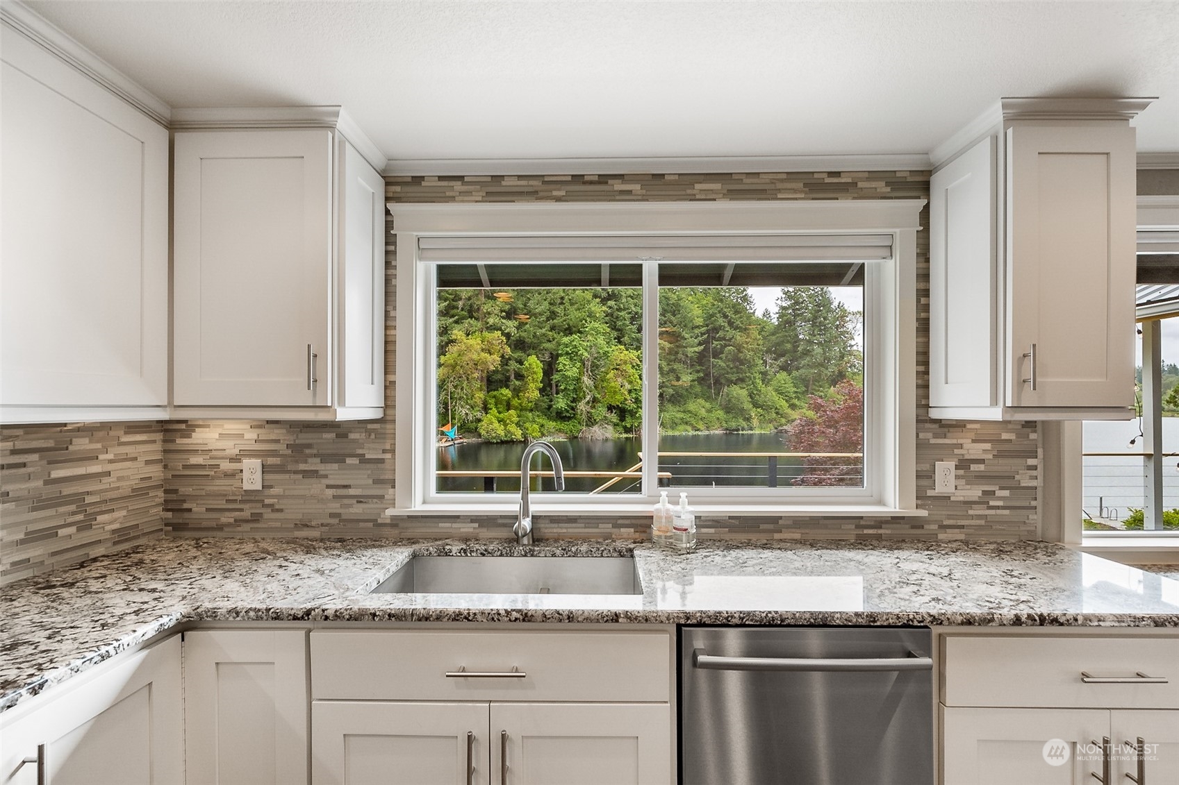 5834 Meridian Road Southeast Olympia, WA 98513 - Photo 11 of 38 Gallery Image 11