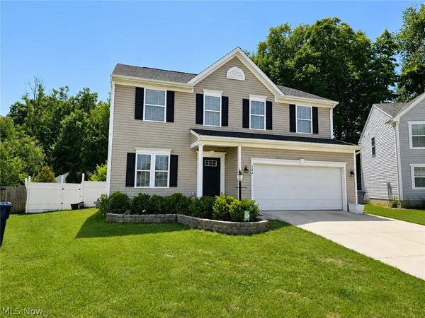 $389,000 | 132 Westwood Circle, Tallmadge, OH 44278