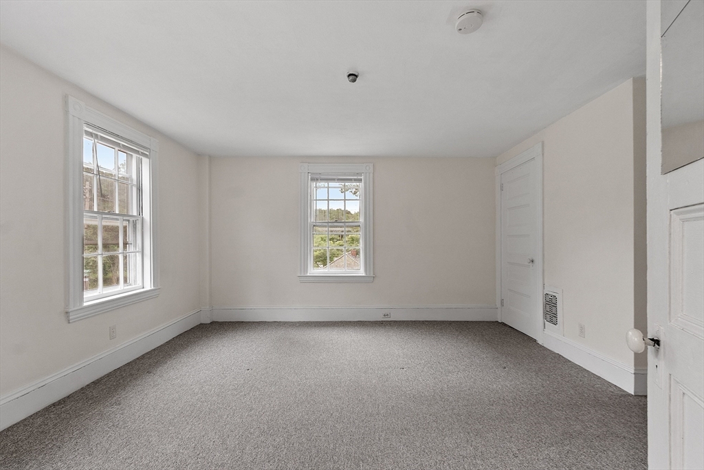 31 Cochituate Road Wayland, MA 01778 - Photo 25 of 40