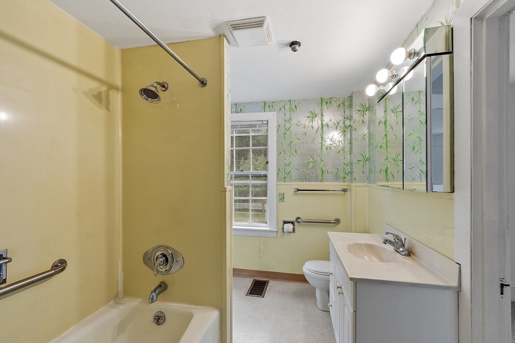 31 Cochituate Road Wayland, MA 01778 - Photo 29 of 40