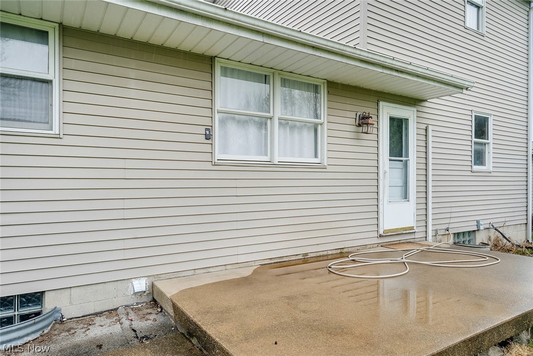4095 Kirk Road Youngstown, OH 44511 - Photo 8 of 33