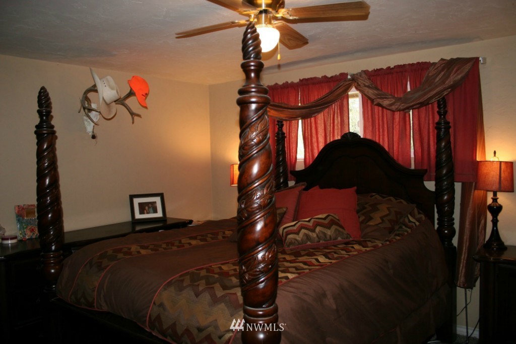 2167 Valley Road Northeast Moses Lake, WA 98837 - Photo 8 of 13 Gallery Image 8