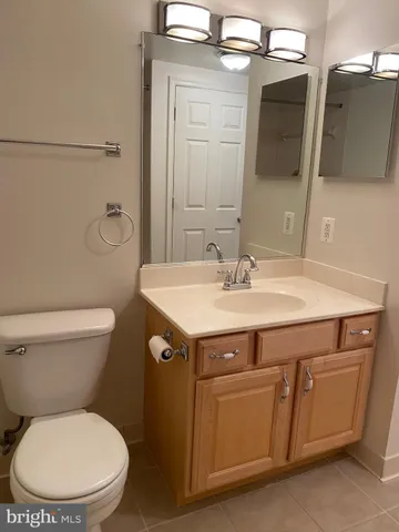 $2,400 | 3835 9th Street North, Unit 602E, Arlington, VA 22203