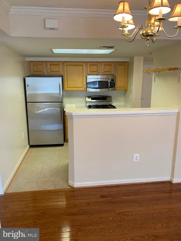 $2,400 | 3835 9th Street North, Unit 602E, Arlington, VA 22203