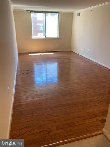 $2,400 | 3835 9th Street North, Unit 602E, Arlington, VA 22203