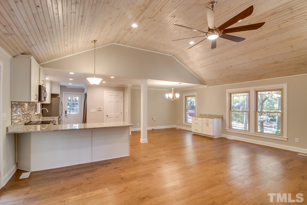 501 Merrie Road Raleigh, NC 27606 - Photo 5 of 28