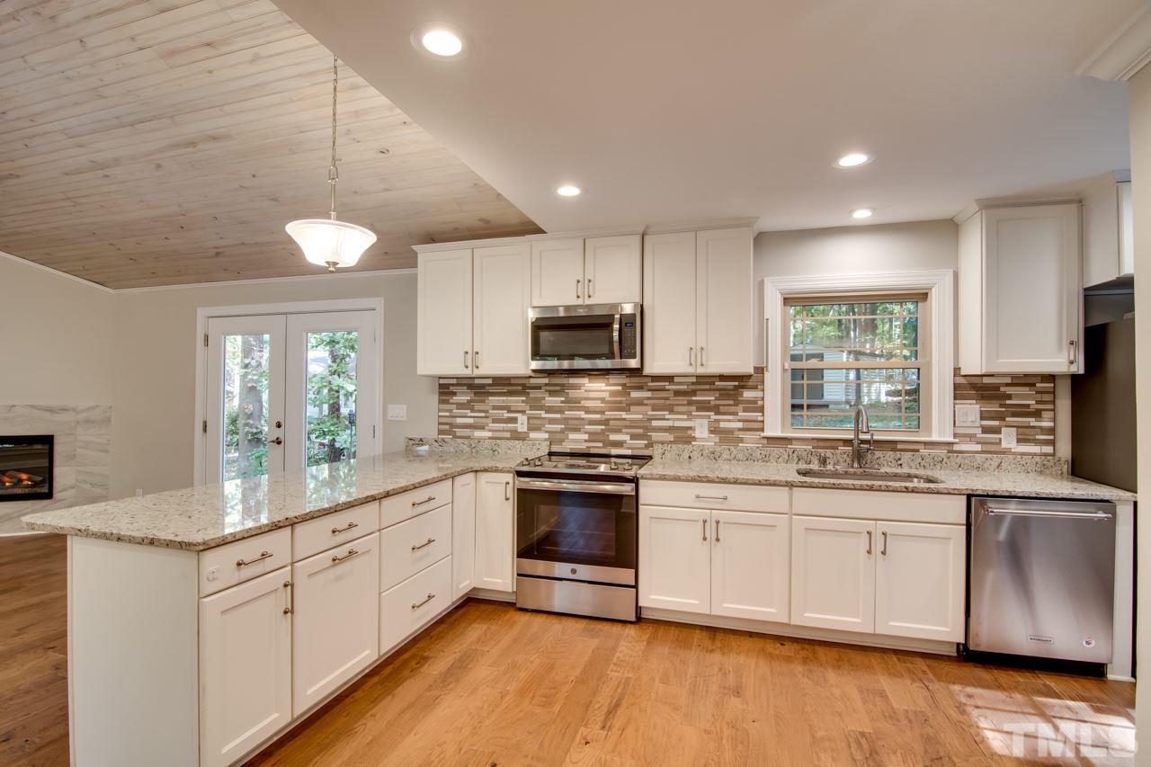 501 Merrie Road Raleigh, NC 27606 - Photo 10 of 28
