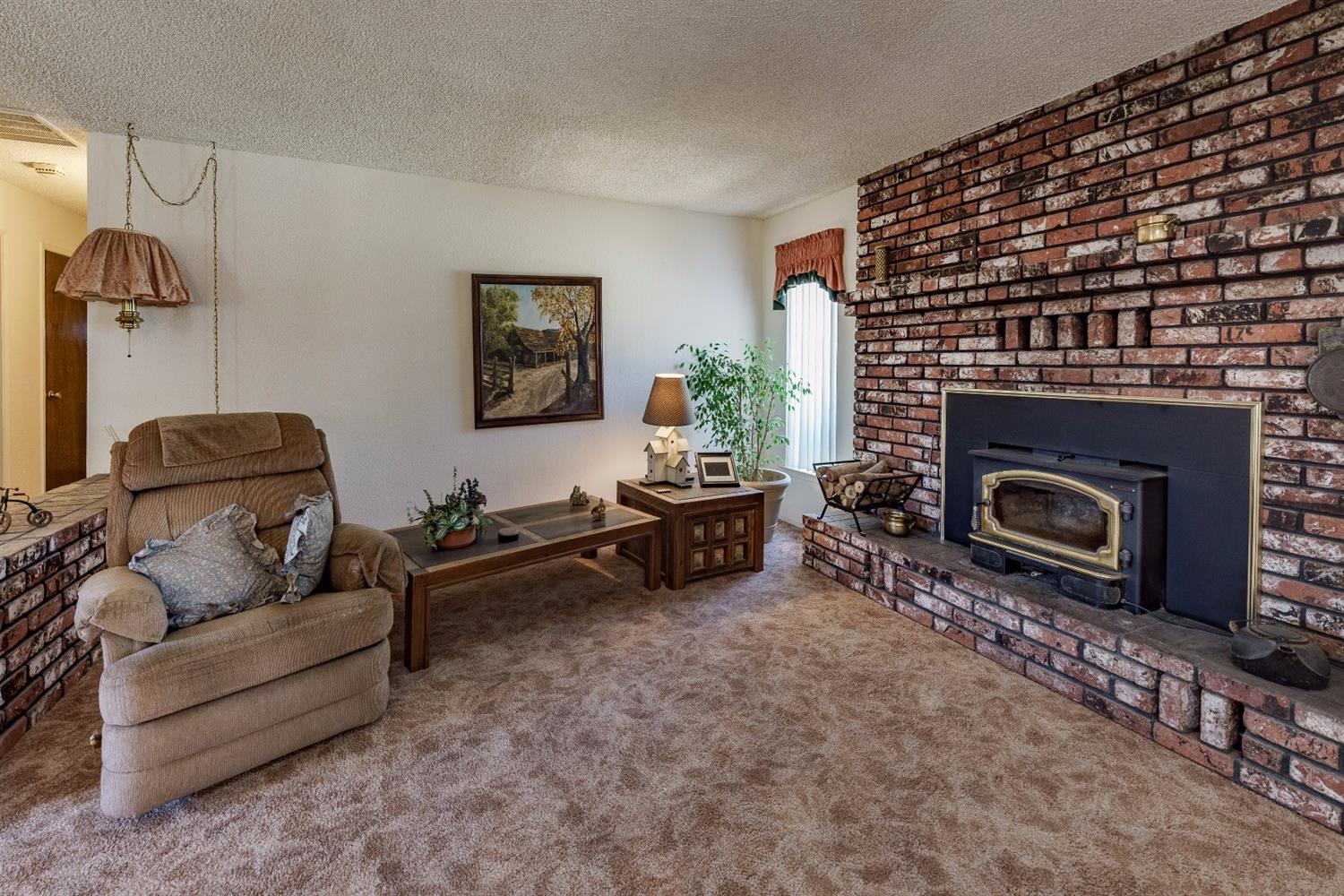 17435 La Canada Road Madera, CA 93636 - Photo 6 of 33 Gallery Image 6