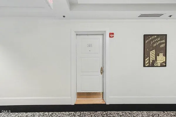 $600,000 | 103 West Main Street, Unit 305, Durham, NC 27701
