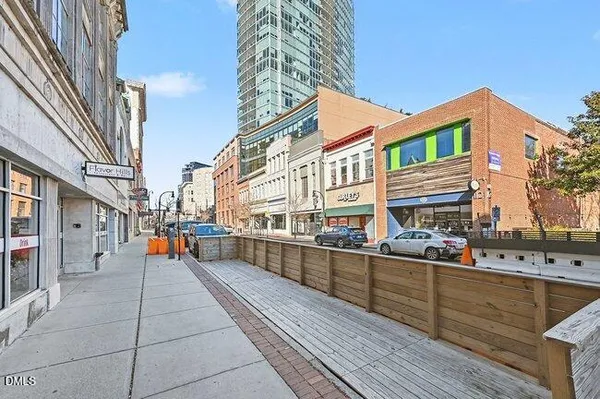 $600,000 | 103 West Main Street, Unit 305, Durham, NC 27701