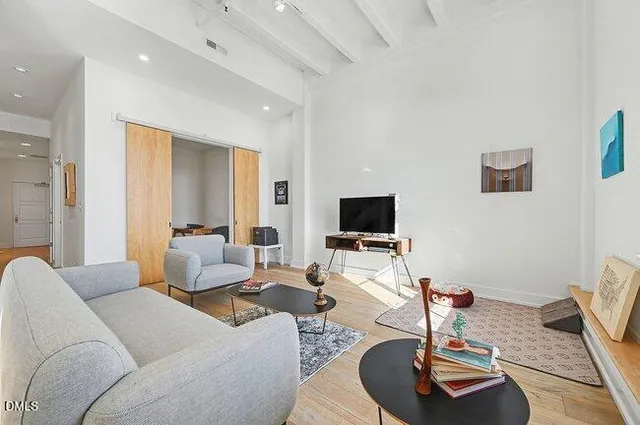 $600,000 | 103 West Main Street, Unit 305, Durham, NC 27701