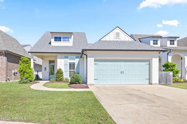 $357,500 | 212 Santander Drive, Youngsville, LA 70592