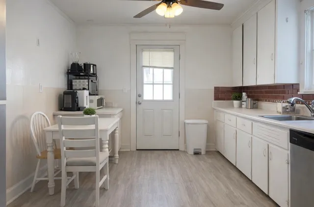 $2,600 | 223 Hudson Street, Johnson City, NY 13790