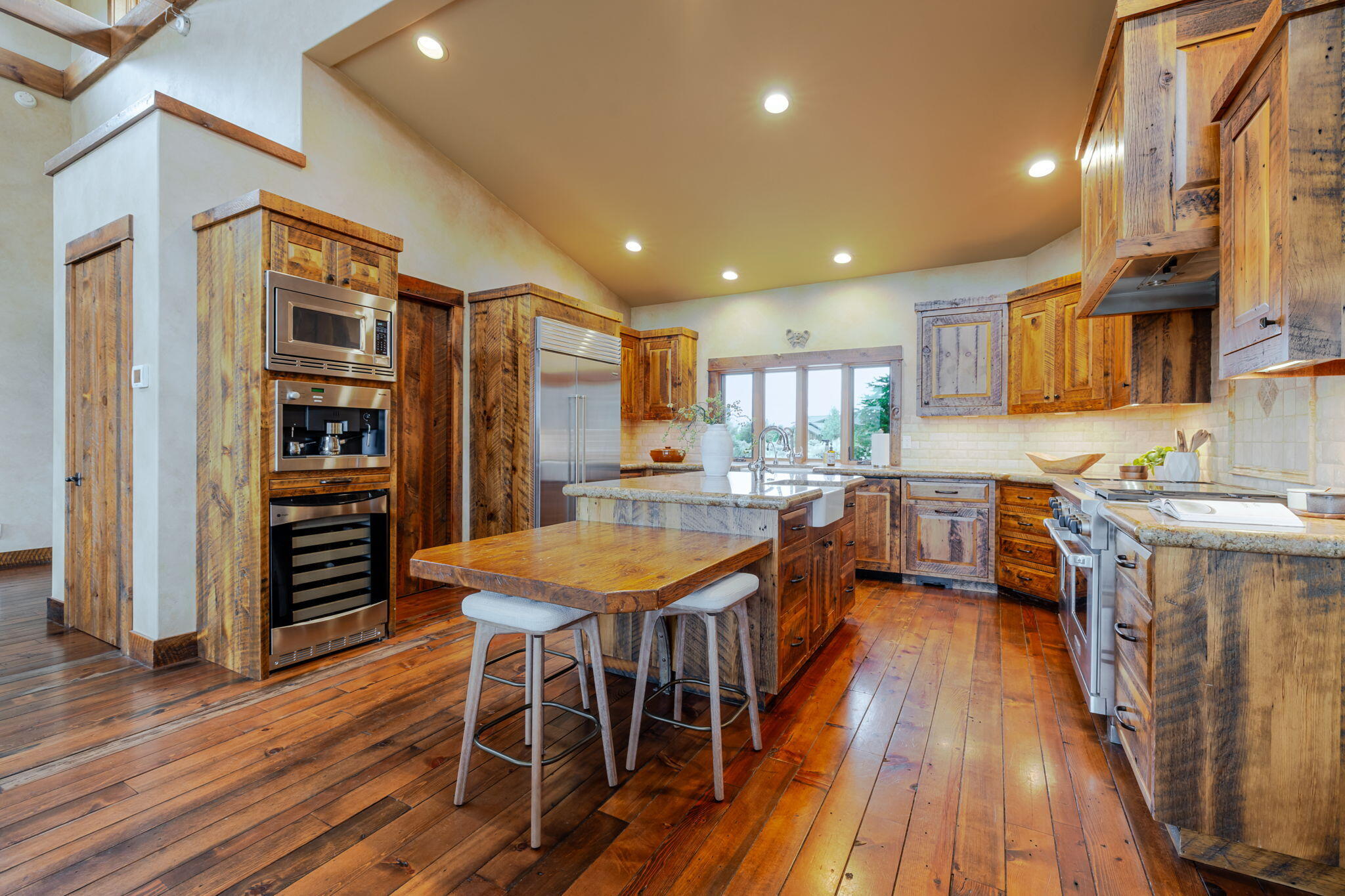 16497 Southwest Ranchview Road Powell Butte, OR 97753 - Photo 13 of 53 22-web-or-mls-16497 SW Ranchview Road-21