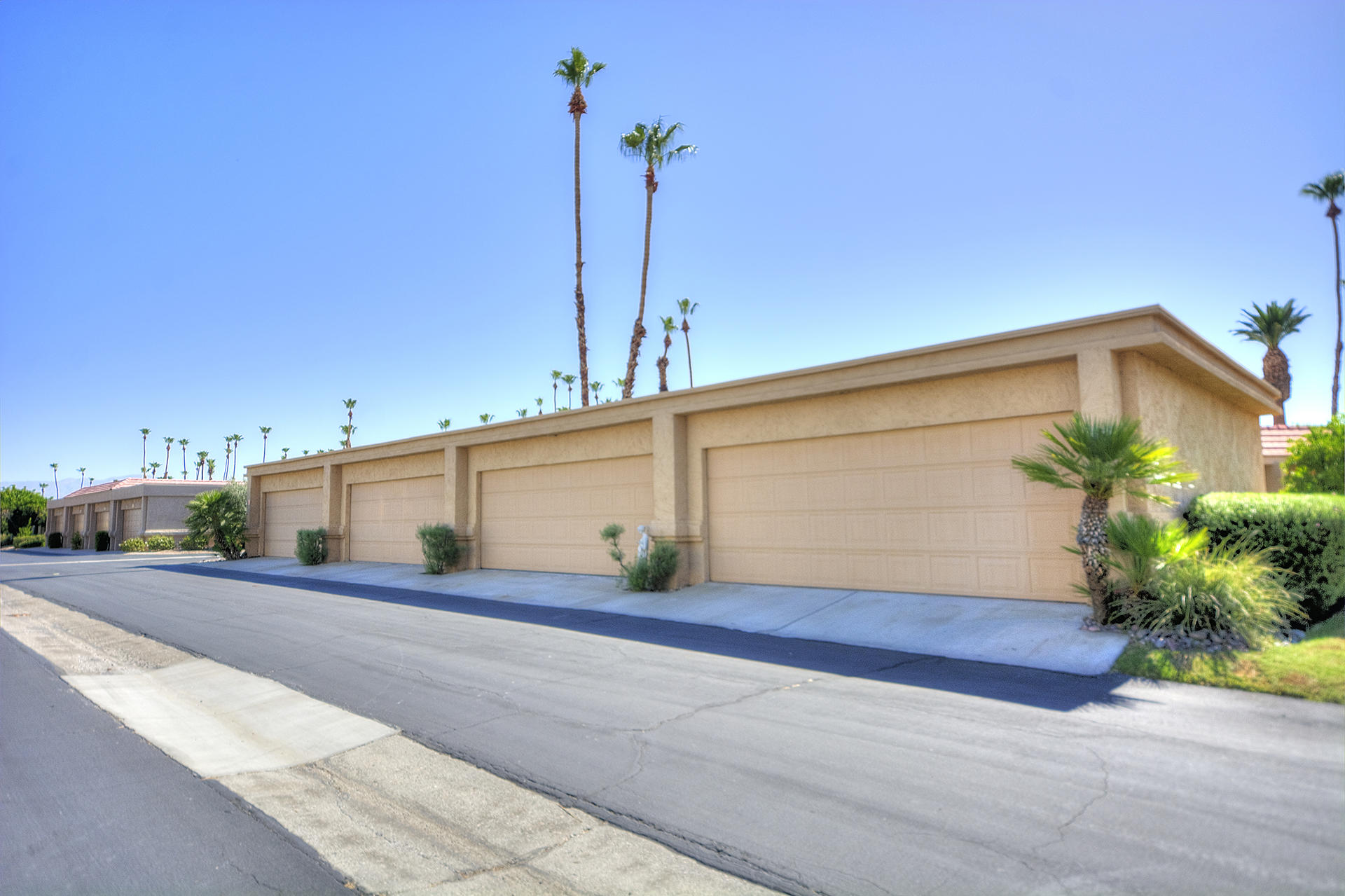 45730 Hopi Road Indian Wells, CA 92210 - Photo 40 of 42 a house view with a outdoor space