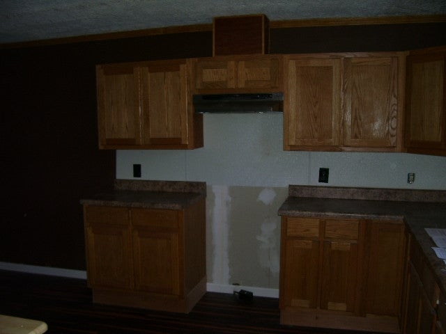 13066 Cemetery Road Bowling Green, KY 42103 - Photo 2 of 7 Gallery Image 2