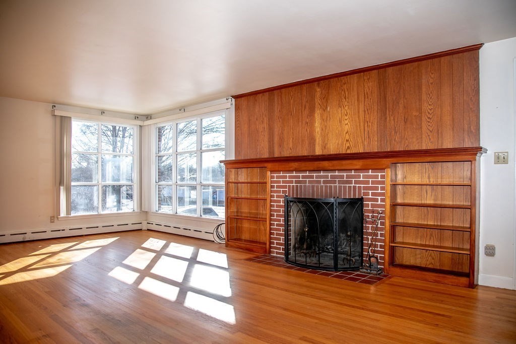 249 Shelburne Road Greenfield, MA 01301 - Photo 3 of 28 Gallery Image 3