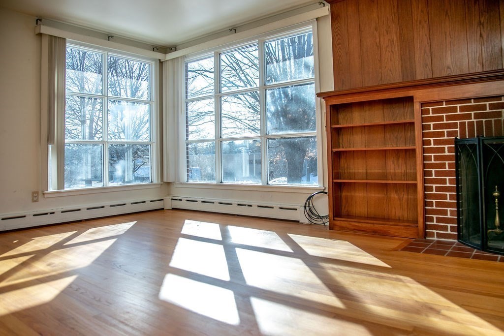 249 Shelburne Road Greenfield, MA 01301 - Photo 5 of 28 Gallery Image 5