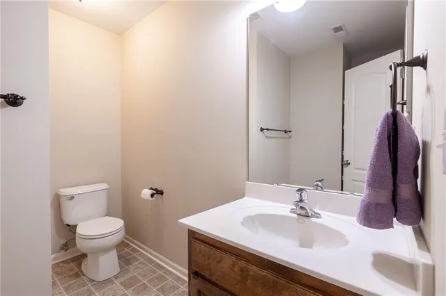 $535,000 | 25609 East 31st Terrace South, Blue Springs, MO 64015