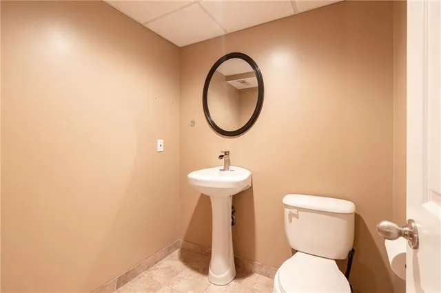 $535,000 | 25609 East 31st Terrace South, Blue Springs, MO 64015