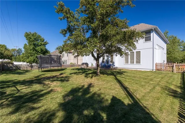 $525,000 | 25609 East 31st Terrace South, Blue Springs, MO 64015