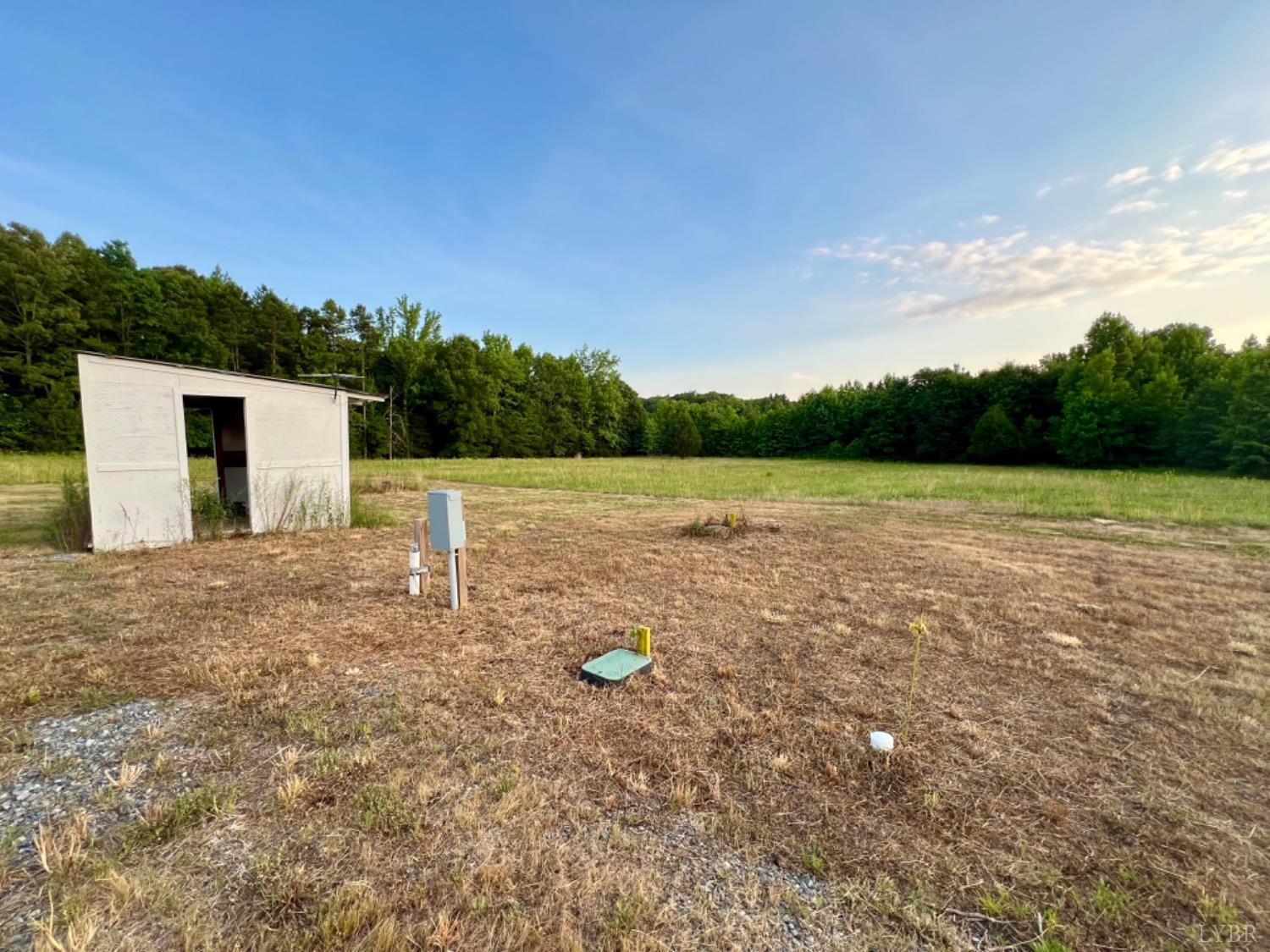 4020 Jeb Stuart Highway Red Oak, VA 23964 - Photo 38 of 48 a view of a big yard with a house