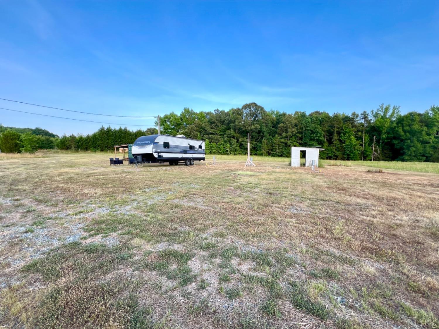 4020 Jeb Stuart Highway Red Oak, VA 23964 - Photo 39 of 48 a view of a dry yard with wooden fence