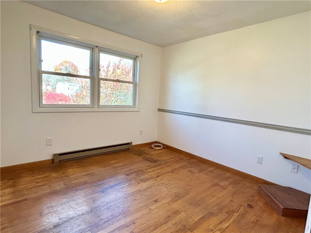 26 Old Pine Road Narragansett, RI 02882 - Photo 13 of 21