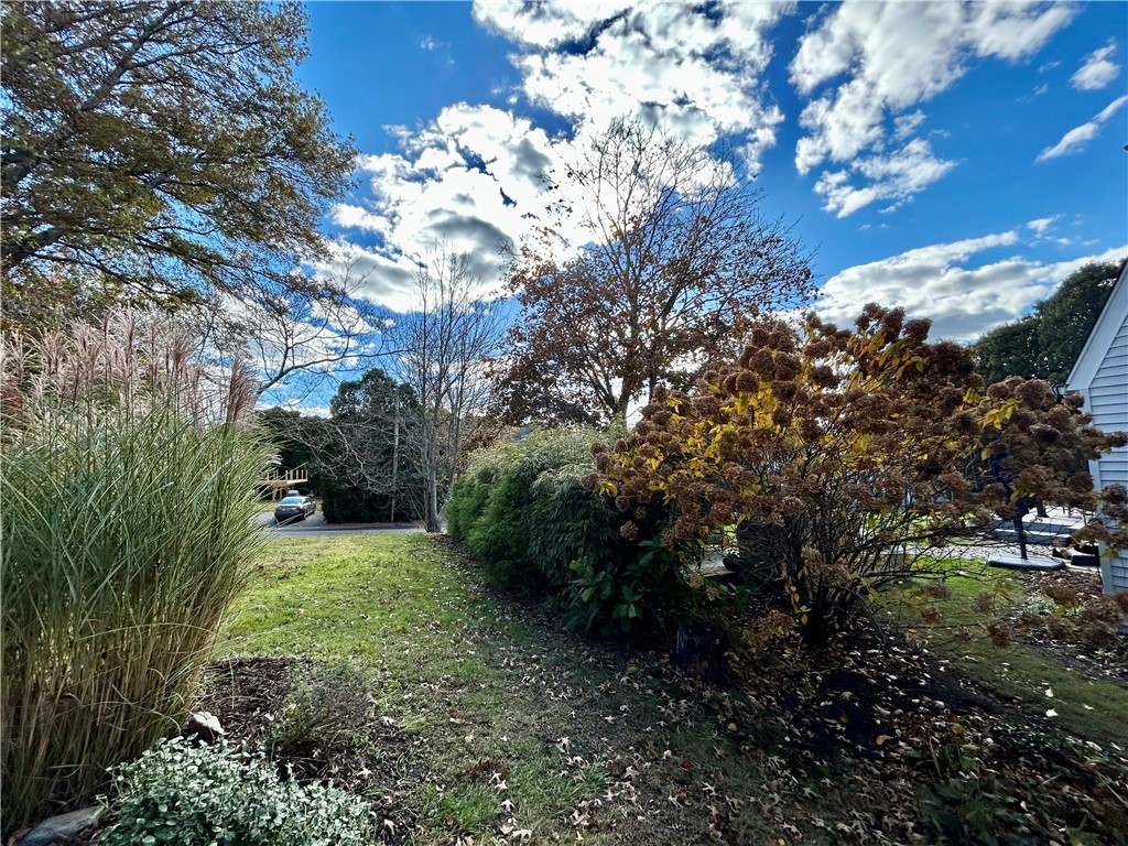 26 Old Pine Road Narragansett, RI 02882 - Photo 17 of 21