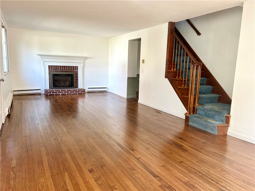 26 Old Pine Road Narragansett, RI 02882 - Photo 4 of 21