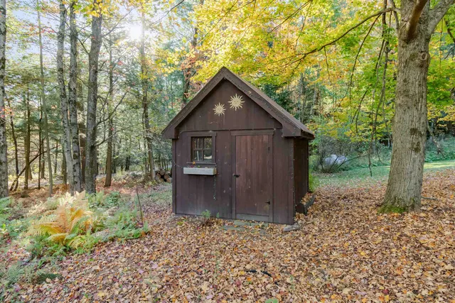 $525,000 | 6602 Chester A Arthur Road, Enosburg Falls, VT 05450