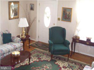 518 Overlook Road Philadelphia, PA 19128 - Photo 3 of 6
