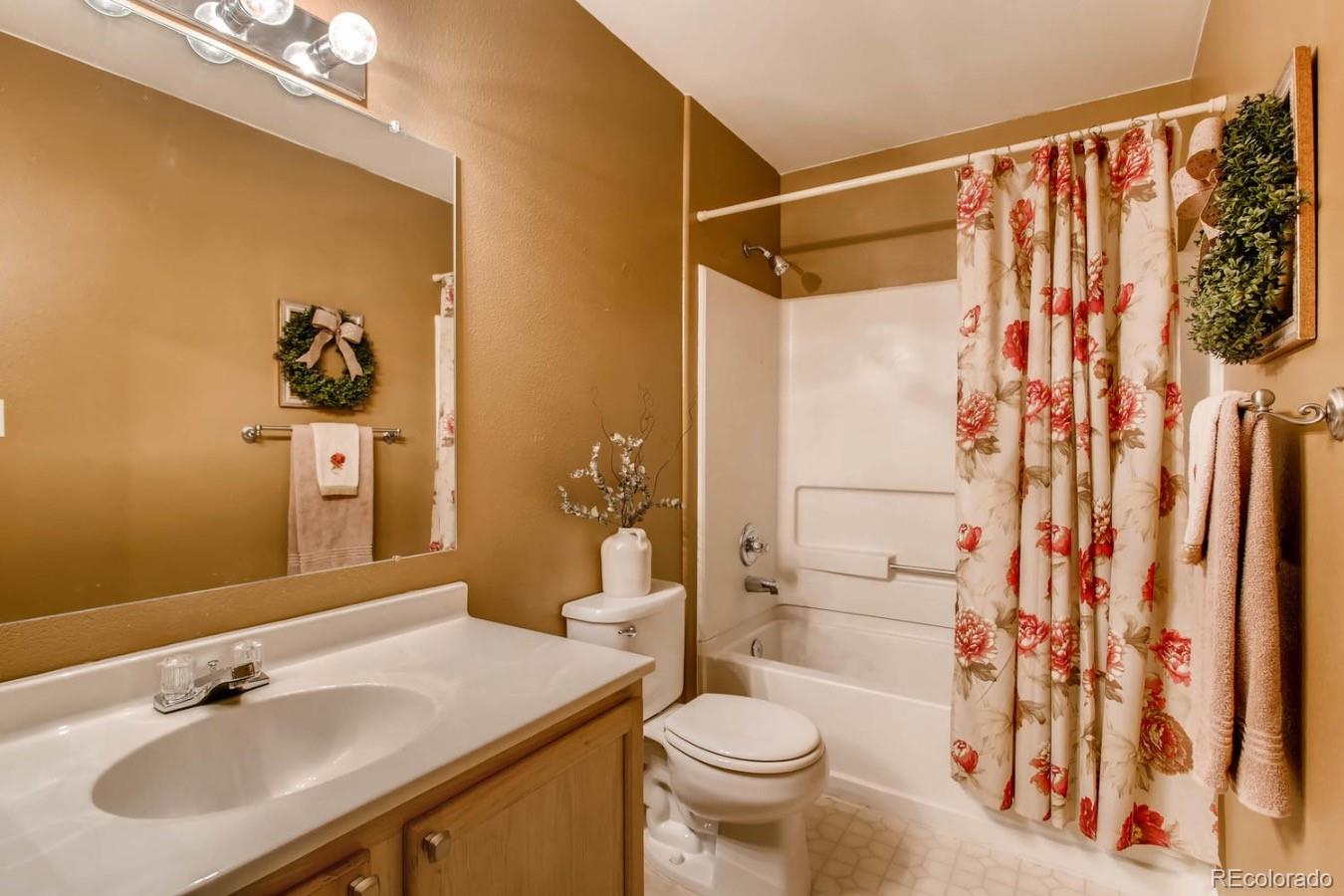 8450 South Little Rock Way, Unit 102 Highlands Ranch, CO 80126 - Photo 9 of 12