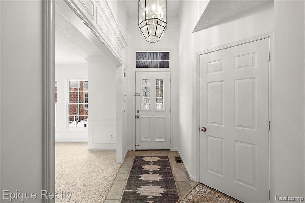 254 Marmoor Court Rochester Hills, MI 48309 - Photo 4 of 55