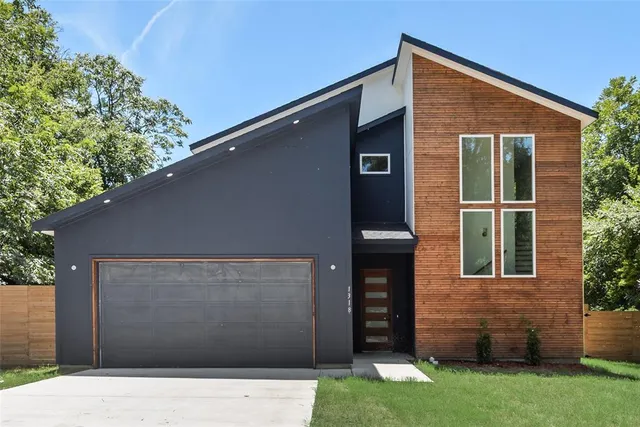$537,700 | 1318 Nokomis Avenue, Dallas, TX 75224