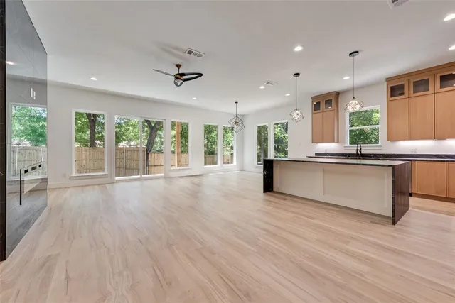 $537,700 | 1318 Nokomis Avenue, Dallas, TX 75224