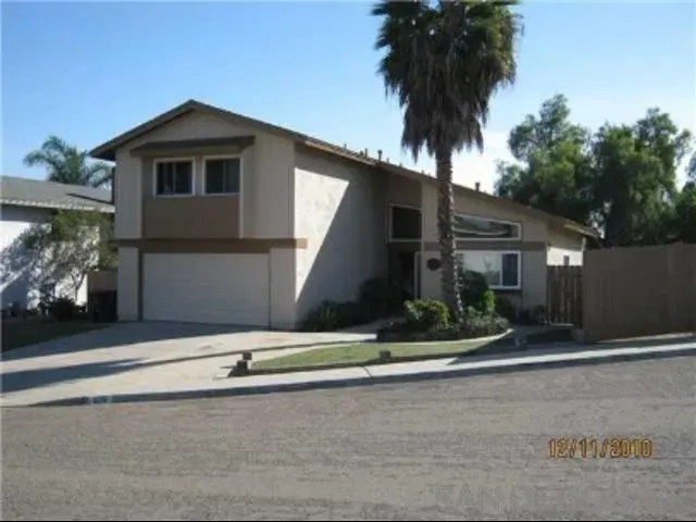 $4,995 | 220 Sandstone Street, Chula Vista, CA 91911