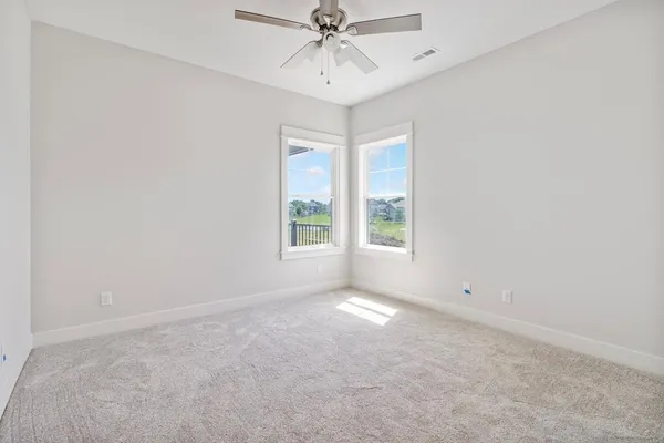 $699,900 | 1811 Halls Creek Avenue, Raymore, MO 64083