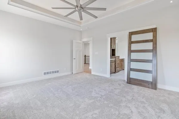 $699,900 | 1811 Halls Creek Avenue, Raymore, MO 64083