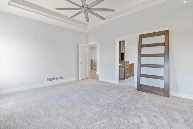 $699,900 | 1811 Halls Creek Avenue, Raymore, MO 64083