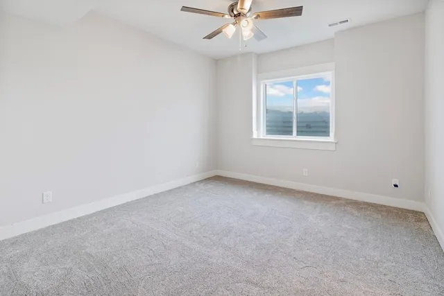 $699,900 | 1811 Halls Creek Avenue, Raymore, MO 64083