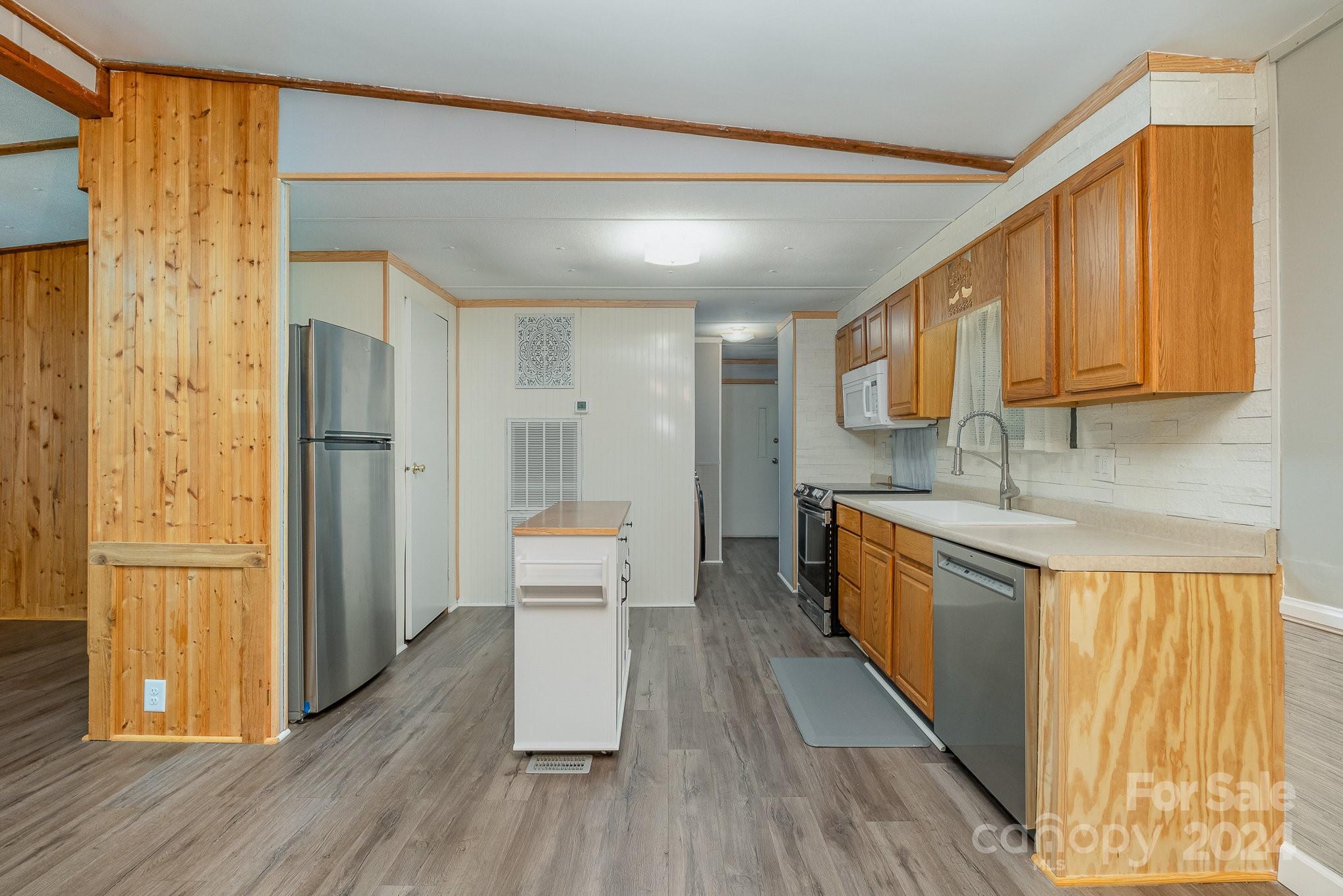 1824 Tifton Court Fort Mill, SC 29708 - Photo 12 of 28 Gallery Image 12