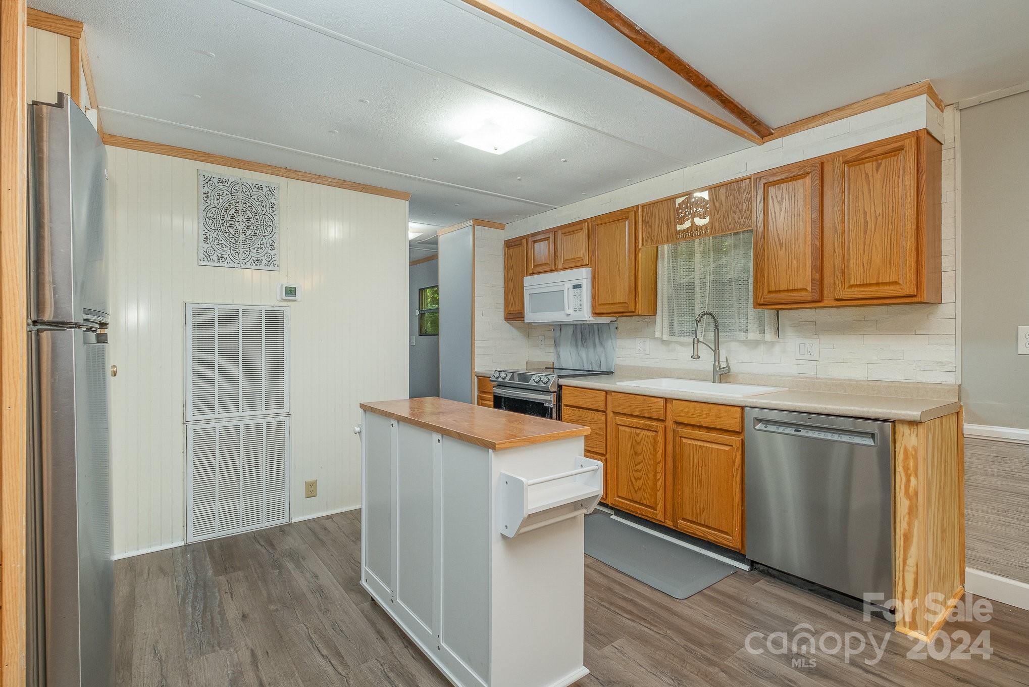 1824 Tifton Court Fort Mill, SC 29708 - Photo 13 of 28 Gallery Image 13