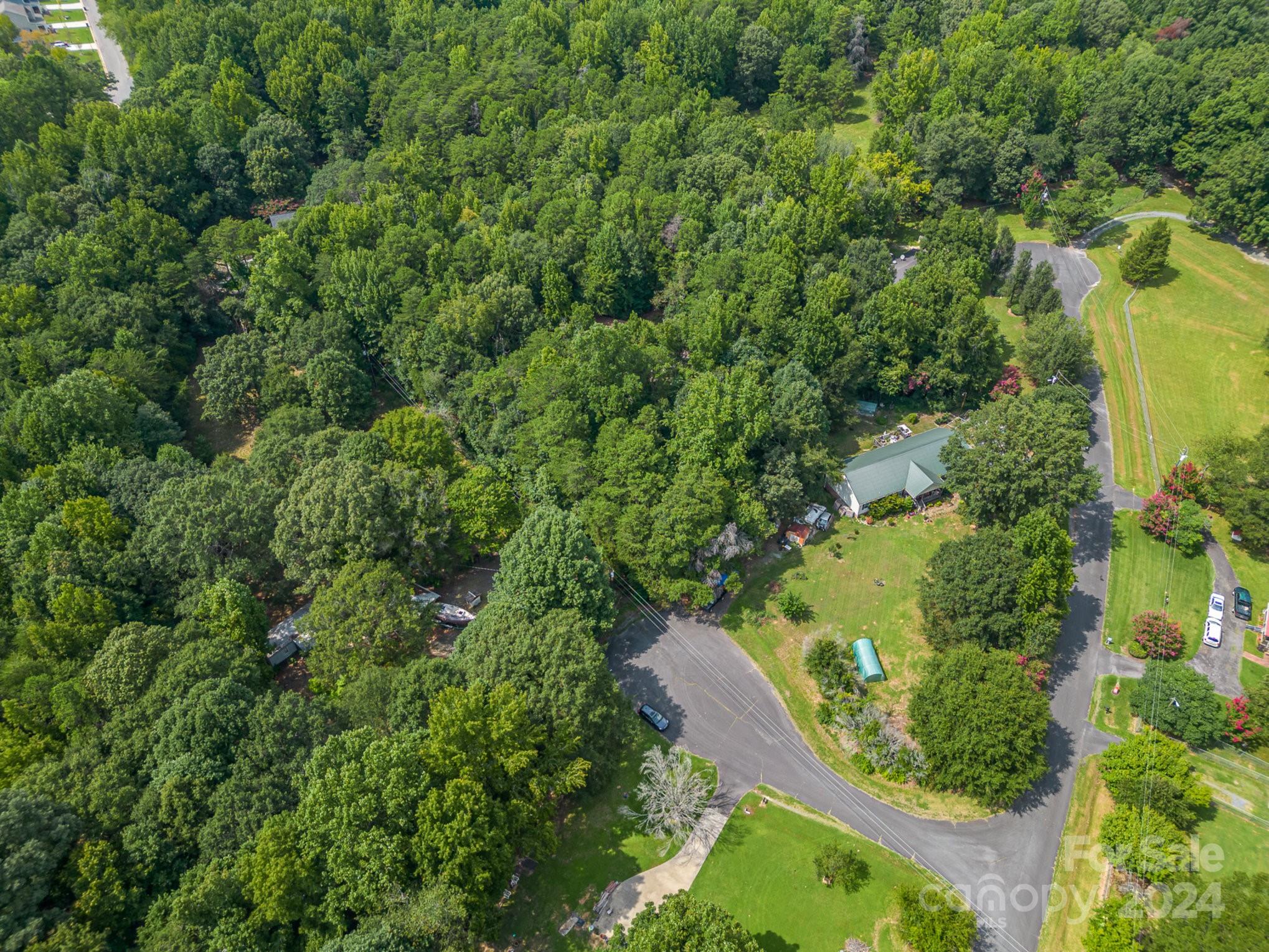 1824 Tifton Court Fort Mill, SC 29708 - Photo 27 of 28 Gallery Image 27