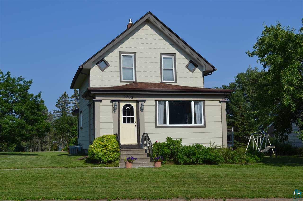 5202 Ivanhoe Street Duluth, MN 55804 - Photo 1 of 20 Gallery Image 1