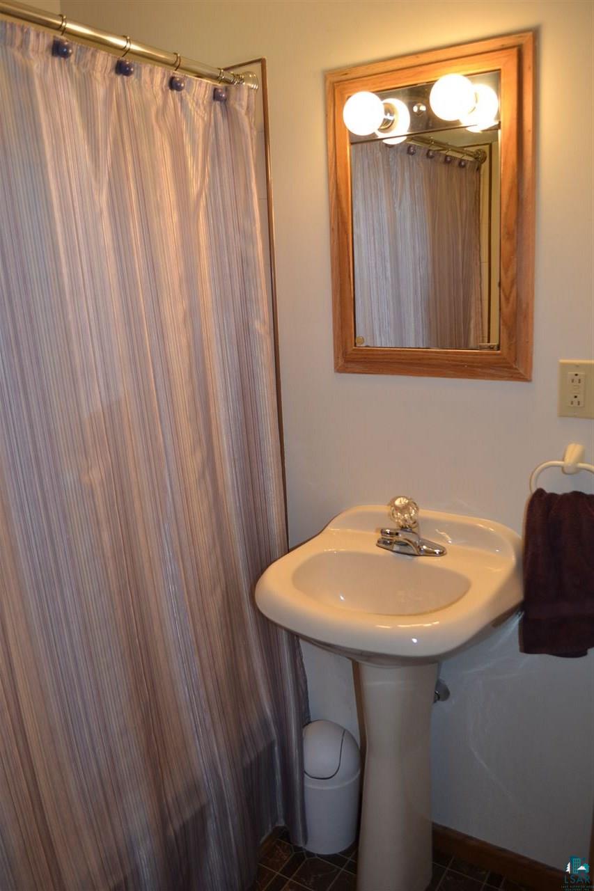 5202 Ivanhoe Street Duluth, MN 55804 - Photo 11 of 20 Gallery Image 11